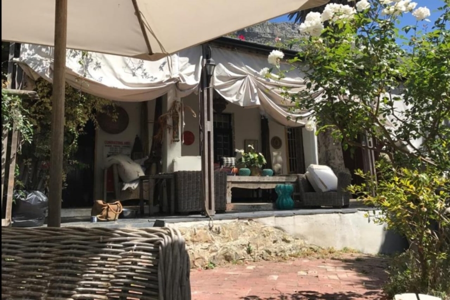 To Let 3 Bedroom Property for Rent in St James Western Cape
